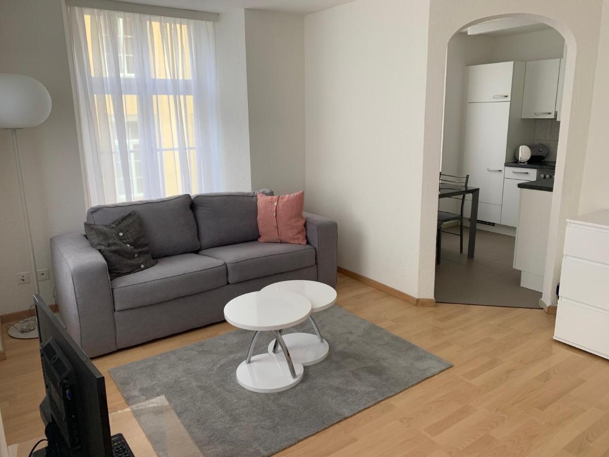 Haus Zur Eiche Private 3,5 Zimmerwohnung Bis Zu 8 Gaeste Τσουρ Εξωτερικό φωτογραφία