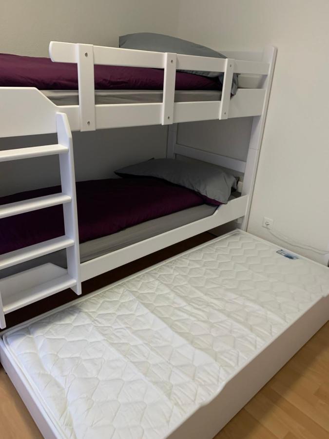Haus Zur Eiche Private 3,5 Zimmerwohnung Bis Zu 8 Gaeste Τσουρ Εξωτερικό φωτογραφία